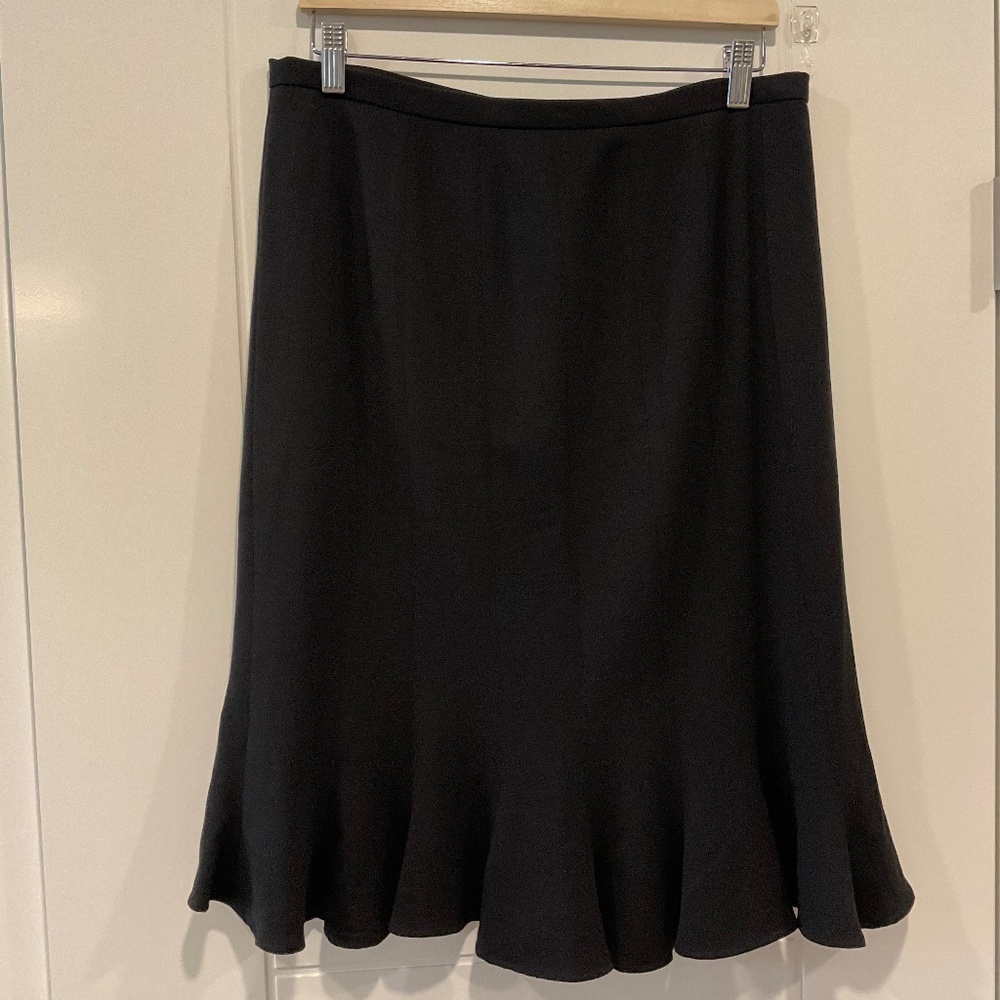 Harve Benard  Black Skirt  Size 12